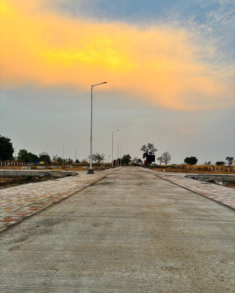 Saraswati Metro Heights